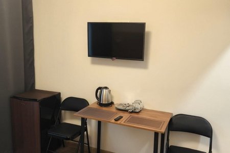 Обеденная зона в номере 10 в отеле Александрия