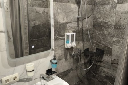 Раковина в номере 4 в отеле Александрия