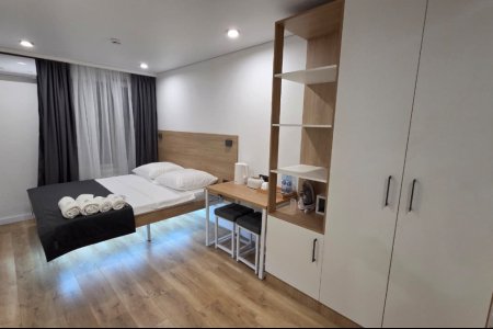 Интерьер номера Комфорт №7 в отеле Buta Hotel 4