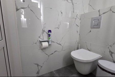 Санузел в номере Стандарт №10 в отеле Buta Hotel 4
