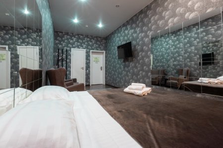 Интерьер номера 6 Делюкс в отеле De Art на Тверской