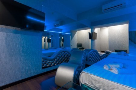 номер зеркальный 15