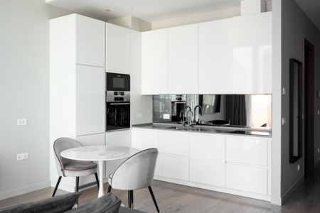 номер почасовой 10