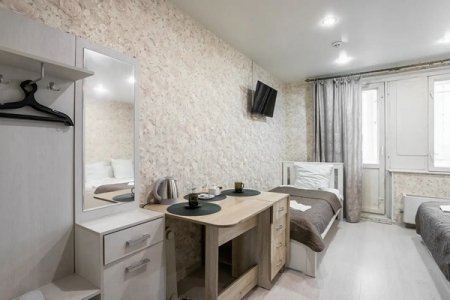 Обеденный уголок в номере гостиницы Лимонлайм-2