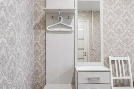 Прихожая в номере в отеле Лимонлайм-2
