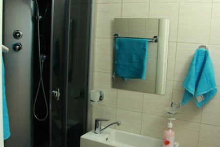 Душевая комната в номере Комфорт в мини-отеле Мечта