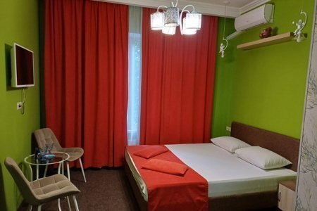 Снять на ночь номер Люкс Двуспальная кровать номера Люкс Запретный плод в отеле Элитон Жулебино