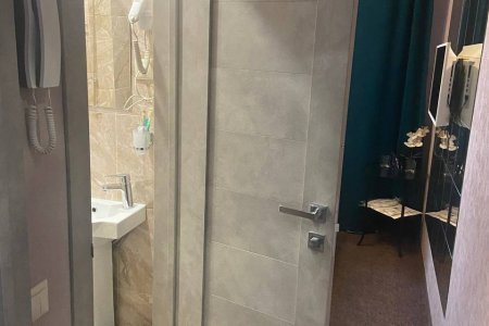 Забронировать номер Кружева на час Коридор номера Эконом Кружева в отеле Элитон Жулебино